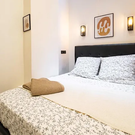 5 Guests Flat - Marais Enfants Rouges Apartment